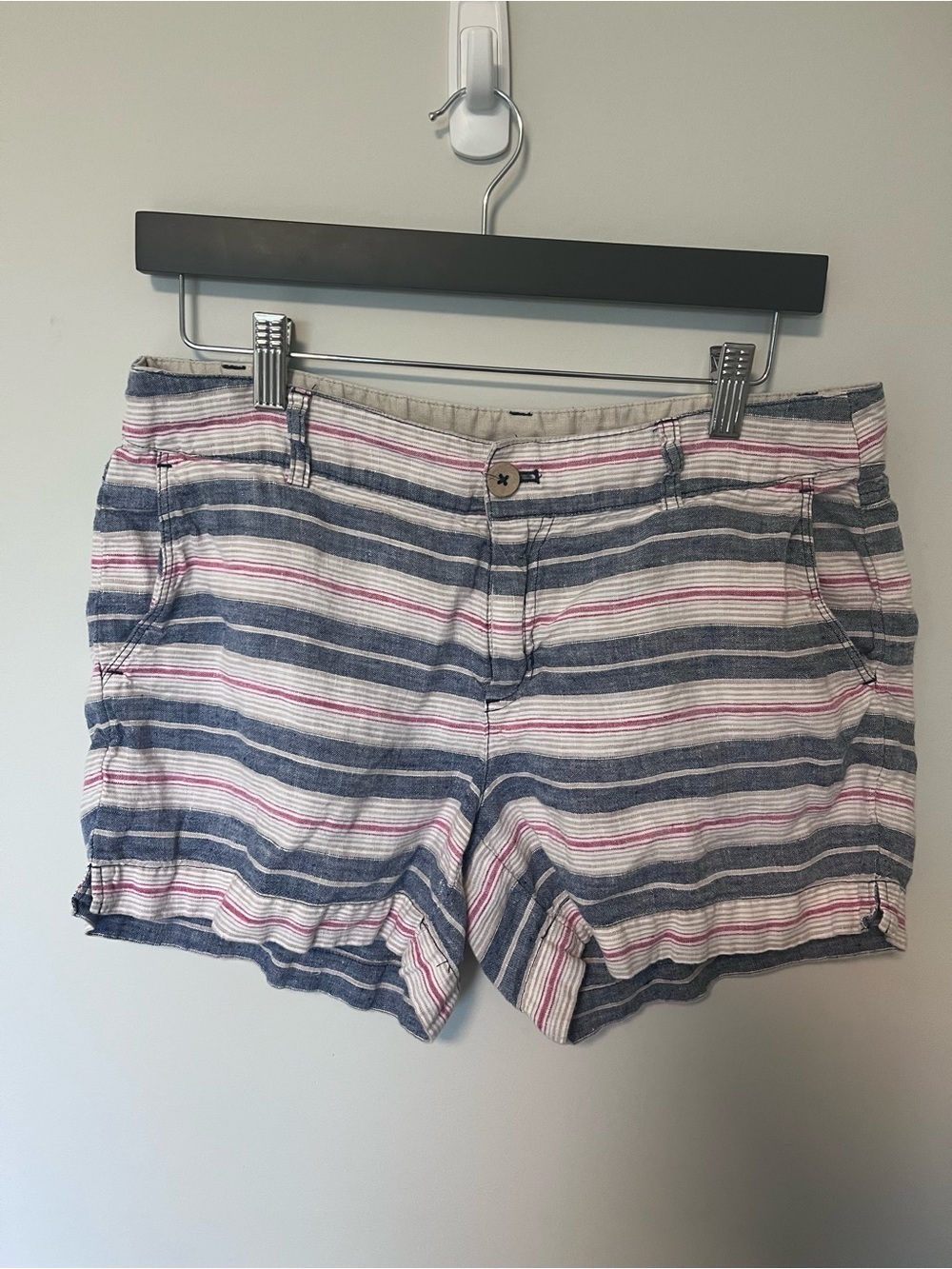 100% Linen Striped Women’s Shorts Sz 6 Nautical Casual Coastal Classic